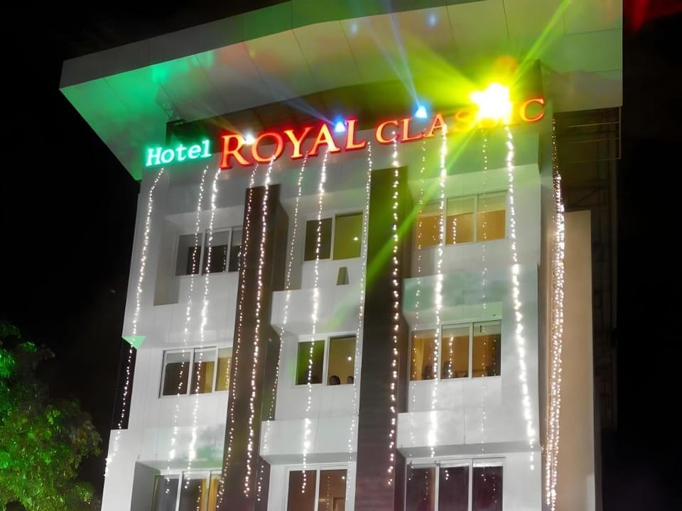 Hotel Royal Classic Hotel in Thane