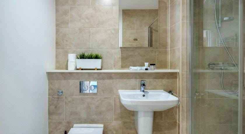 Roomspace Serviced Apartments - Swan House Apartment in England