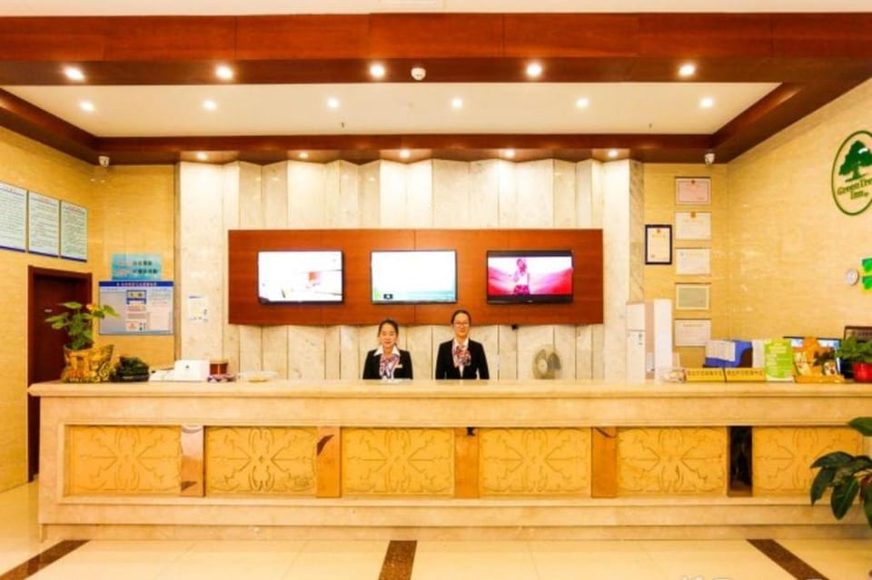 GreenTree Inn JiangSu Wuxi Jiangyin City QinGYAng Town Fuqian Road Express Hotel Hotel in Suzhou