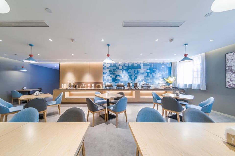 Home Inn Neo Wuhan Hankou Riverside Hotel in Wuhan