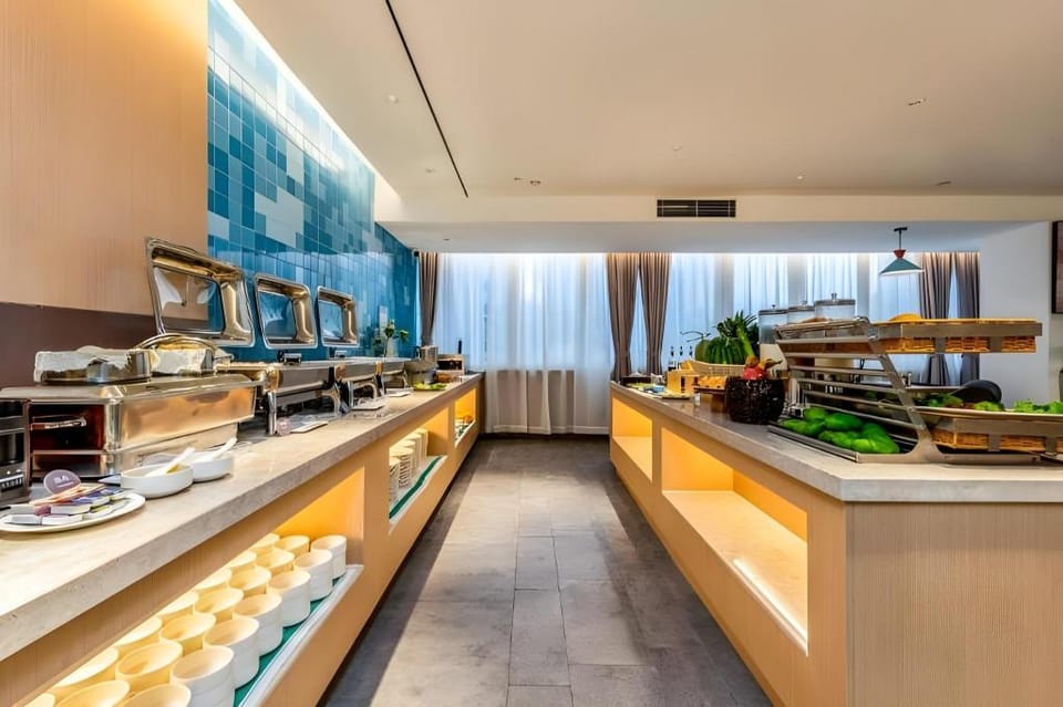 Home Inn Neo Kunming Beijing Road Dongfeng Plaza Metro Station Hotel in China