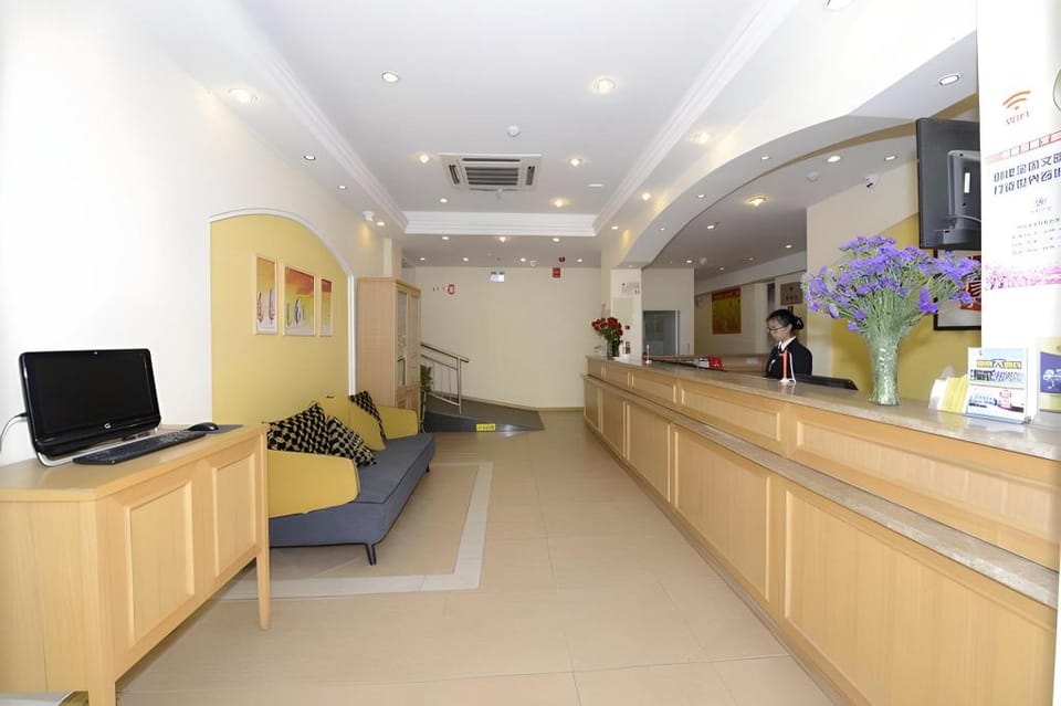 Home Inn Hotel Kunming Jinmafang Shulin Street Hotel in China