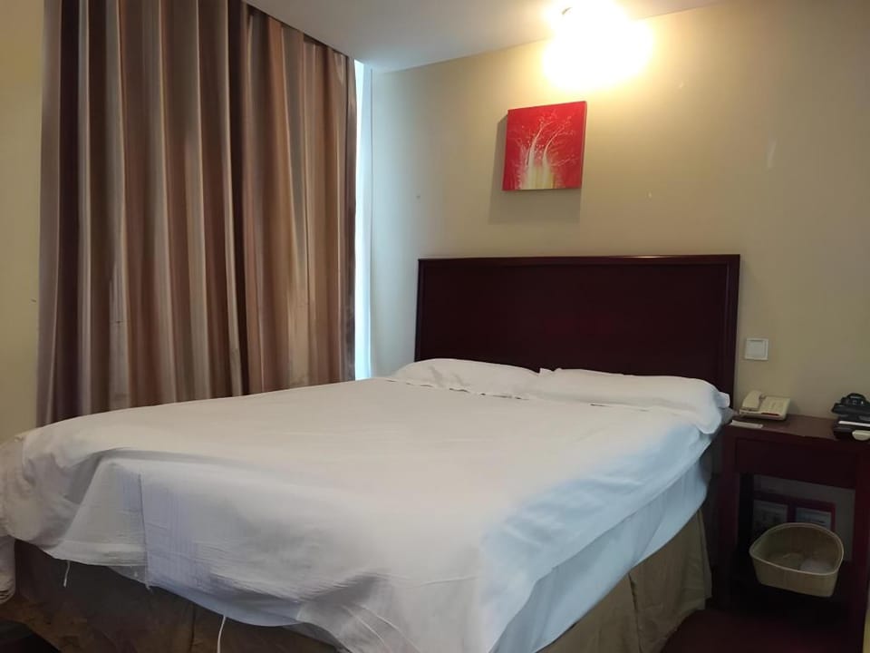 GreenTree Inn Shandong Qingdao Jiaozhou Sanlihe Park Express Hotel Hotel in Qingdao