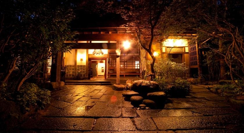 Hatago Kayausagi Ryokan in Fukuoka Prefecture