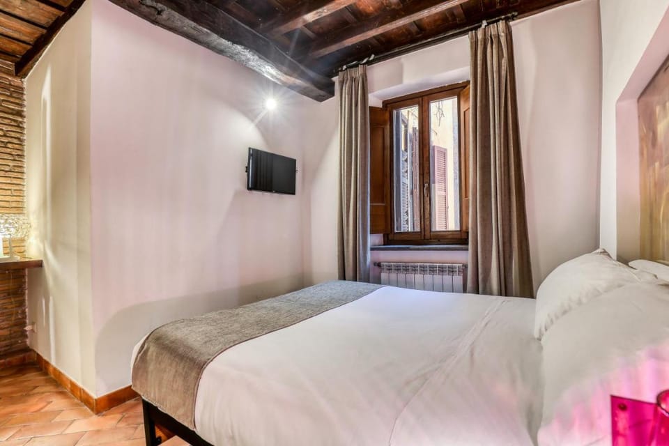 Easybnb - Luxury Navona Bed and Breakfast in Rome