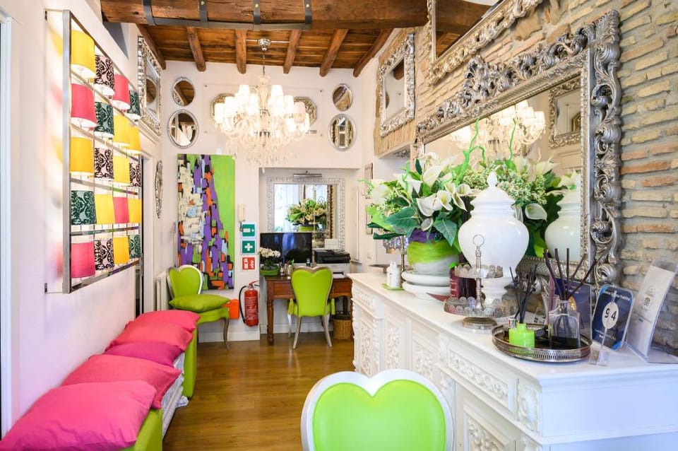 Domus Spagna Frattina Prestige Suite Hotel in Rome