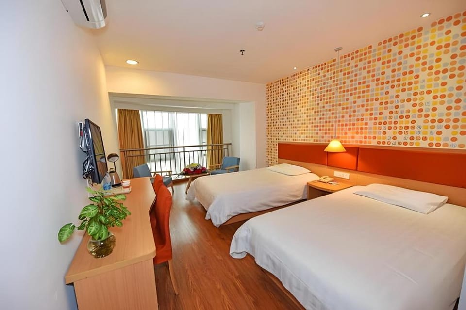 Home Inn Hotel Kunming International Convention and Exhibition Center Guanling Road Hotel in China