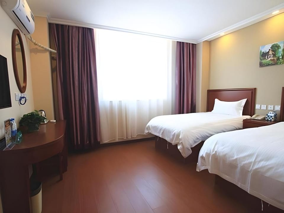 GreenTree Inn LangFang WenAn ZuoGeZhuang Government HuangDaoKou Express Hotel Hotel in China