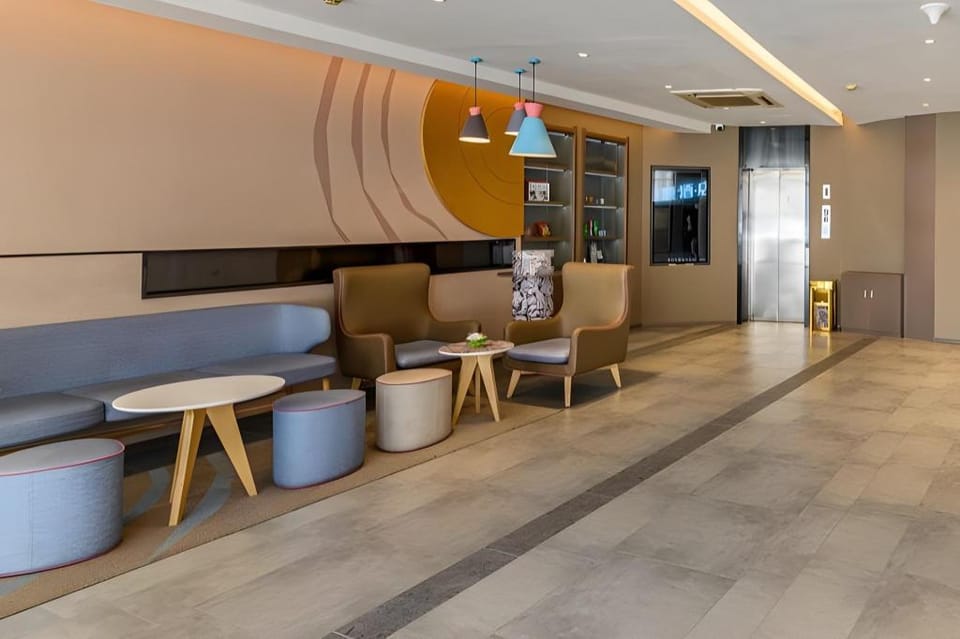 Home Inn Neo Tianjin Dongli Yuejin Road Wanda Plaza Hotel in Tianjin
