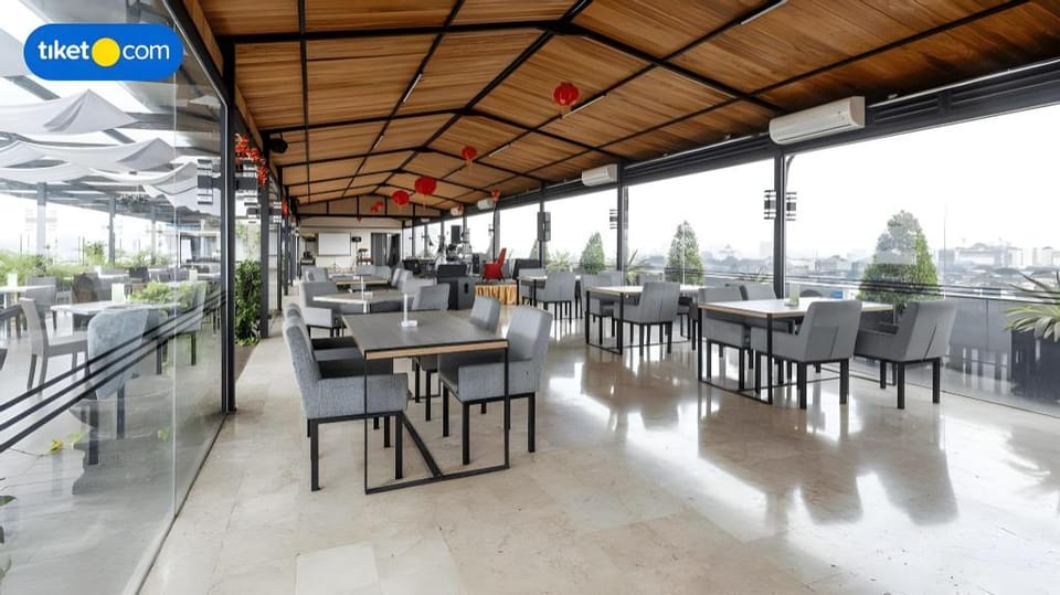 Atlantic City Hotel Hotel in Bandung