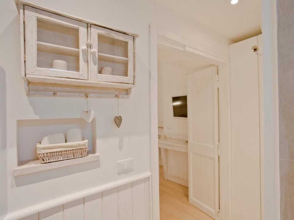 Primo Piano Suites Bed and Breakfast in Rome