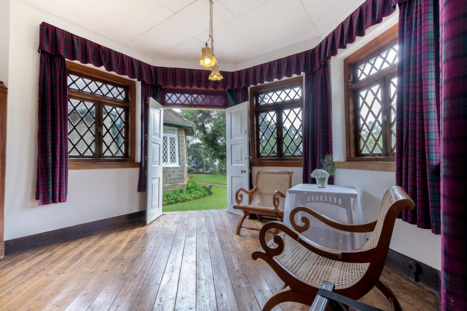 Scottish Planter Bungalow- Thema Collection Villa in Central Province