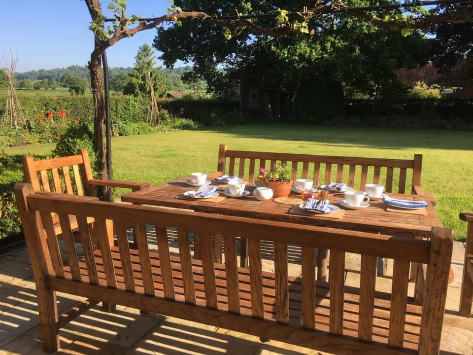 Hurst Farm B&B Bed and Breakfast in Sevenoaks District