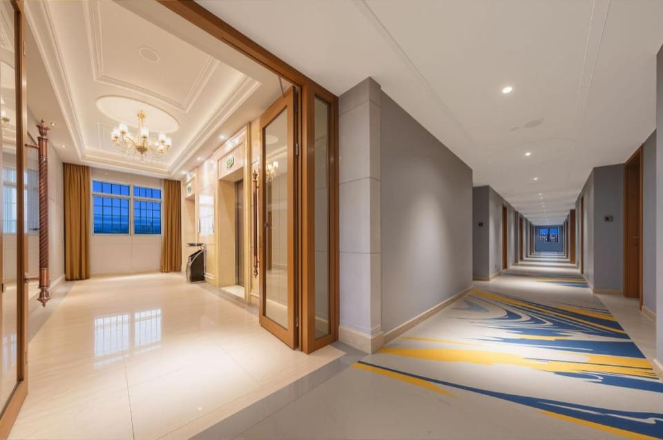 Vienna Hotel Shenzhen Gongming Nanhuan Road Hotel in Shenzhen