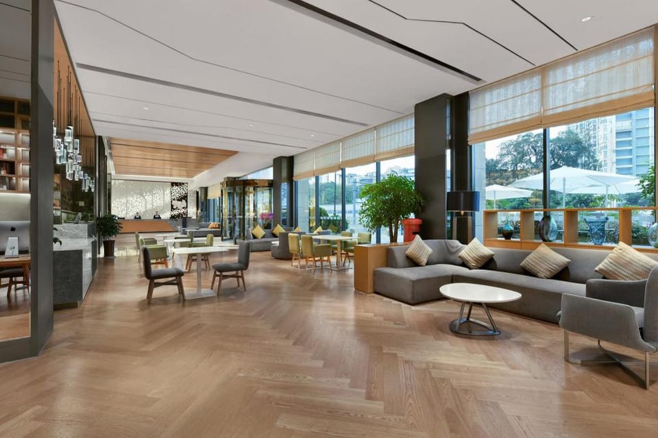 Holiday Inn Express : Chengdu Huanhuaxi By IHG Hotel in Chengdu
