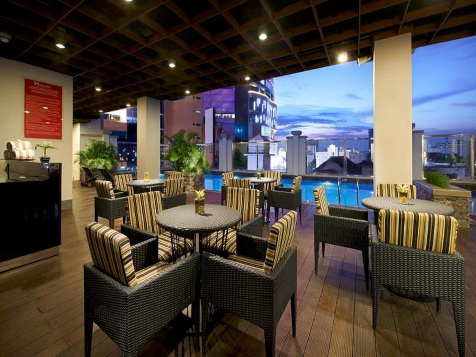 Swiss Belinn Tunjungan Hotel in Surabaya
