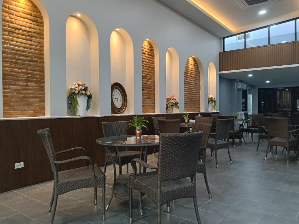 KYP Hotel (โรงแรมขุนยูวเพลส) Hotel in Thailand