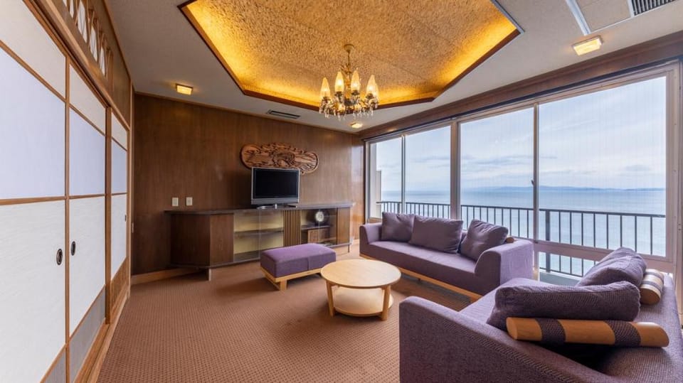 Awakan - Formerly Awajishima Kanko Hotel Ryokan in Hyogo Prefecture