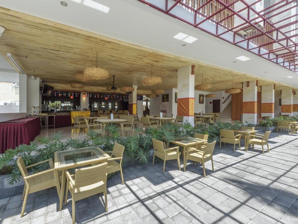 Grand La Walon Hotel Hotel in Kuta