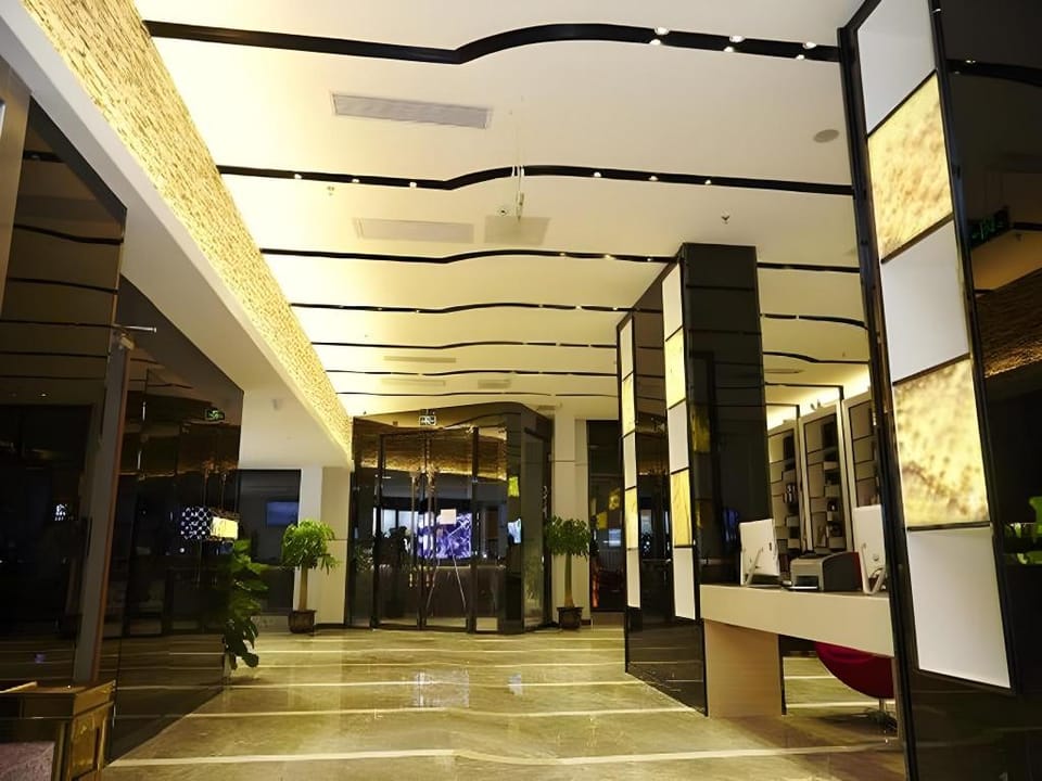Lavande Hotel Zhongshan Fuhua Avenue Xingzhong Plaza Hotel in Guangzhou