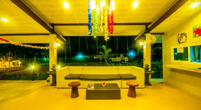 Chomphu Resort Resort in Khuekkhak