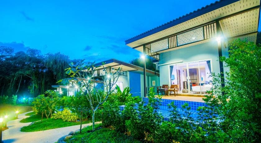 Chomphu Resort Resort in Khuekkhak