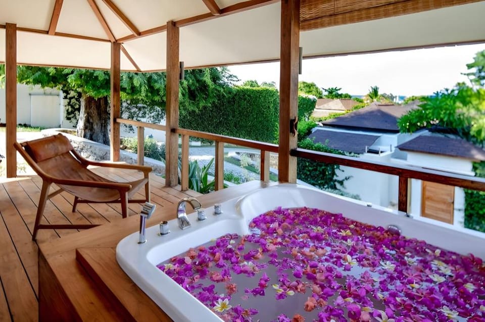 Kokomo Resort Gili Gede Resort in Central Sekotong