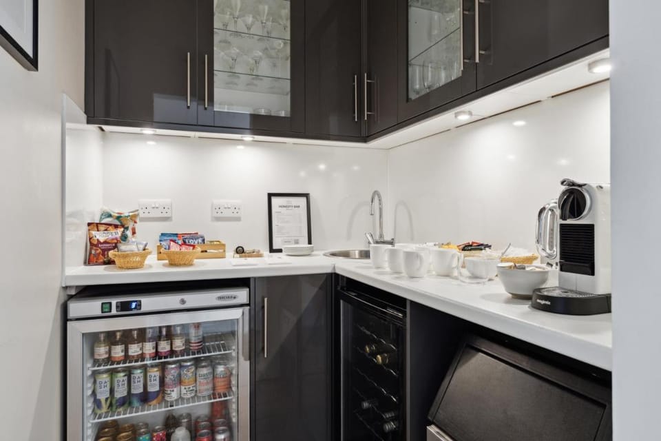 River Arts Club Bed and Breakfast in Taplow