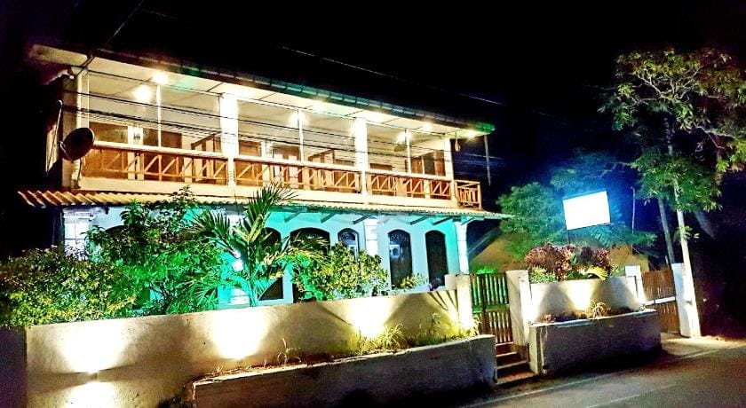 Villa Blue ocean Bed and Breakfast in Mirissa