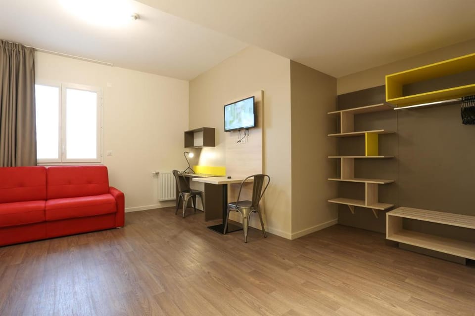 Westlodge Dardilly Lyon Nord Hotel in Auvergne-Rhône-Alpes