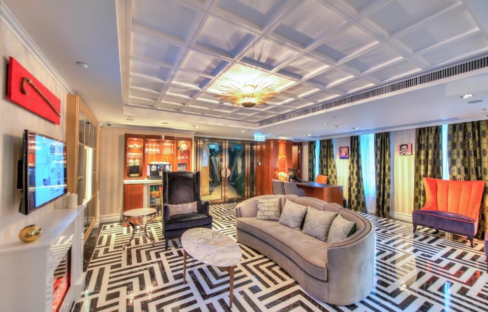 Madera Hollywood Hotel in Hong Kong