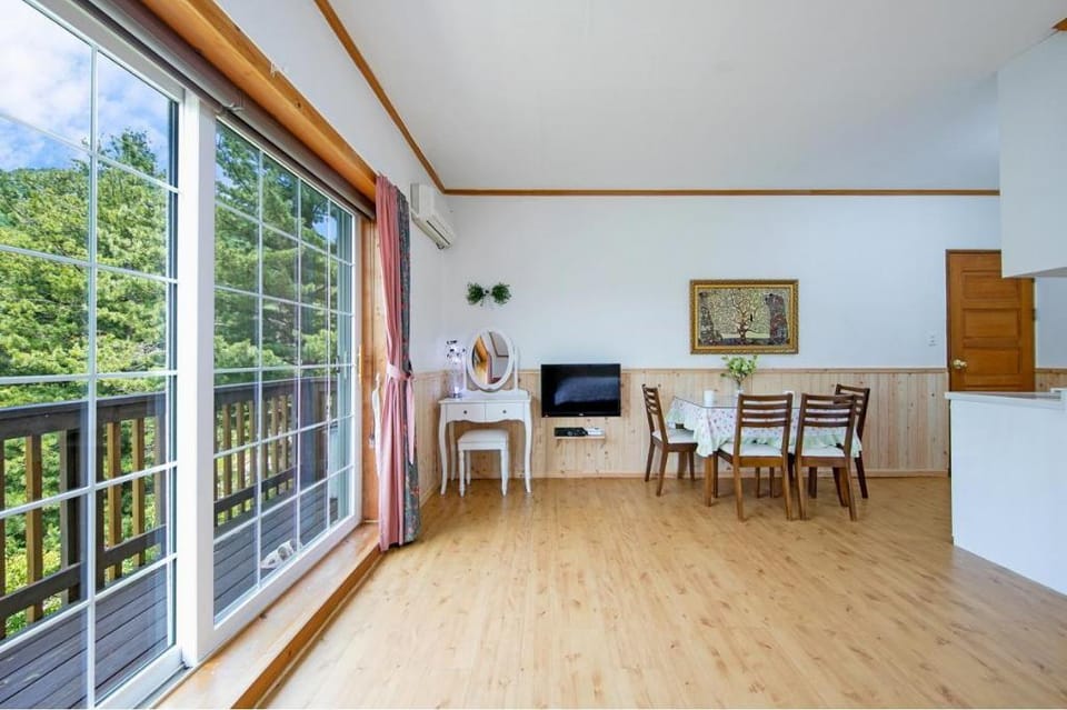 Pyeongchang Secret Garden Pension Bed and Breakfast in South Korea