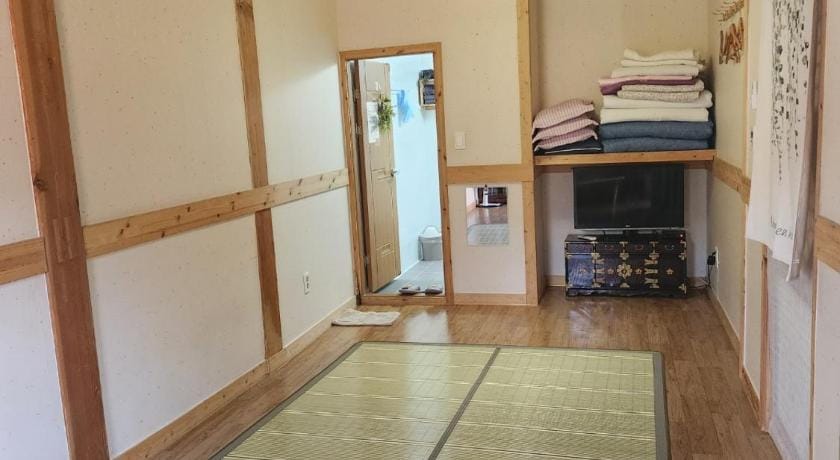 Beautiful House Bed and Breakfast in South Korea