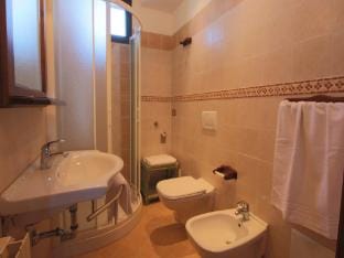 Spacious Tuscan Farmhouse Vacation rental in Tuscany