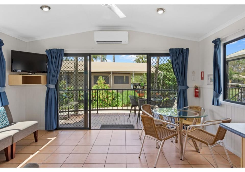 Discovery Parks - Fraser Street, Hervey Bay Campground/ 
RV Resort in Hervey Bay