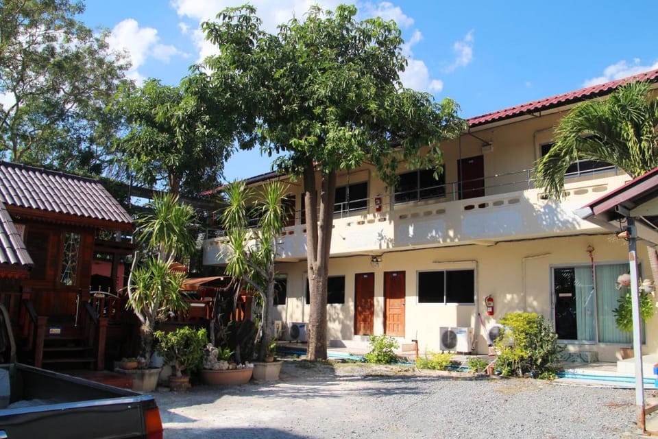 Ratchaphruek Resort Hotel in Laos