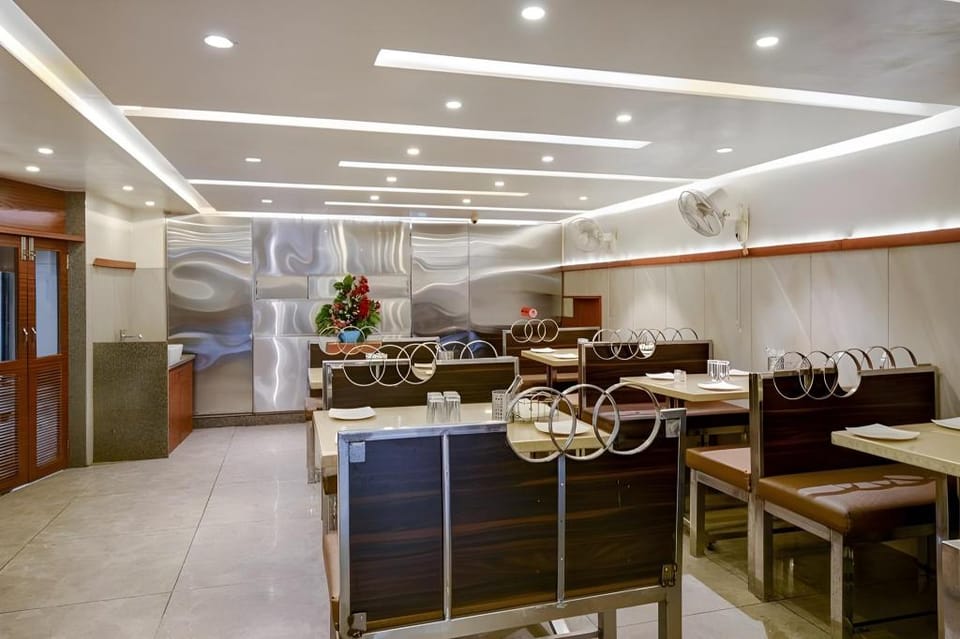 Hotel One Up Hotel in Ahmedabad
