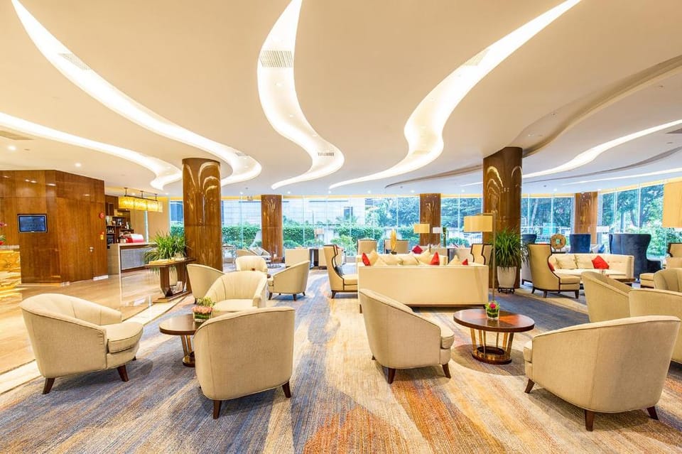 Wan Yue Grand Skylight Hotel Shenzhen Hotel in Hong Kong