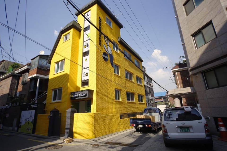24 Guesthouse KyungHee University Bed and Breakfast in Seoul