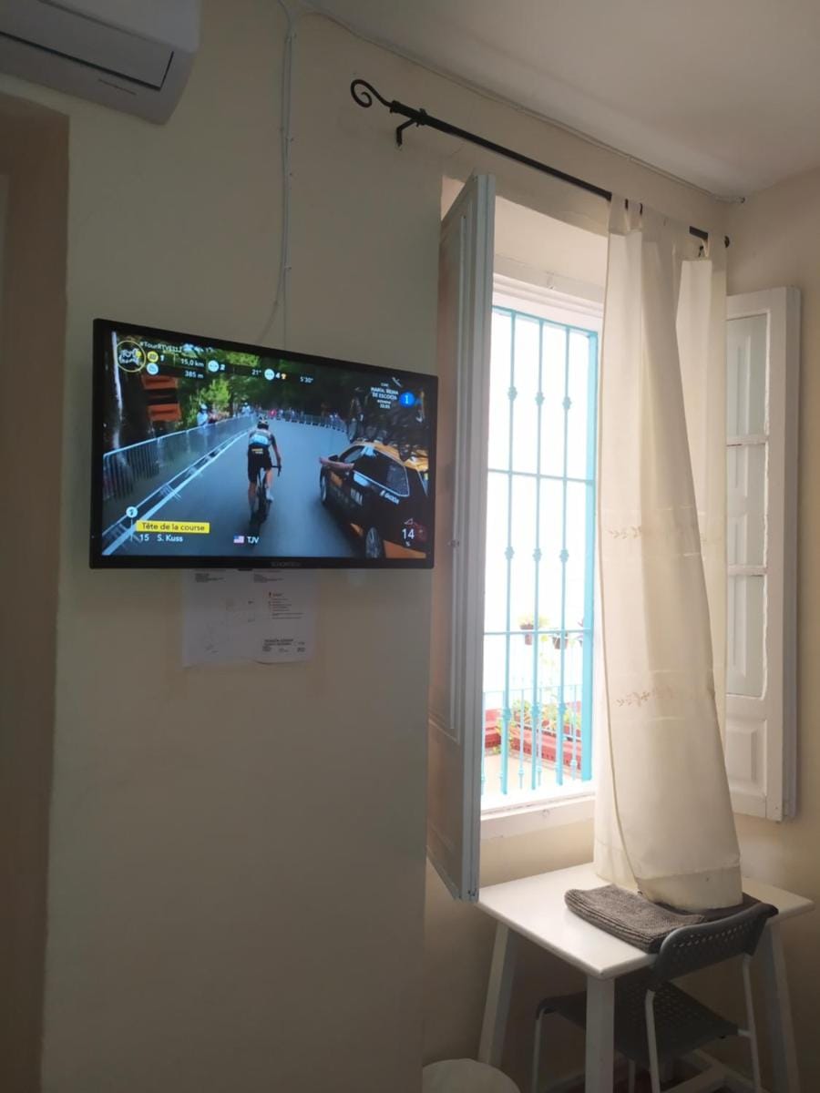 Pension Azahar Bed and Breakfast in Seville