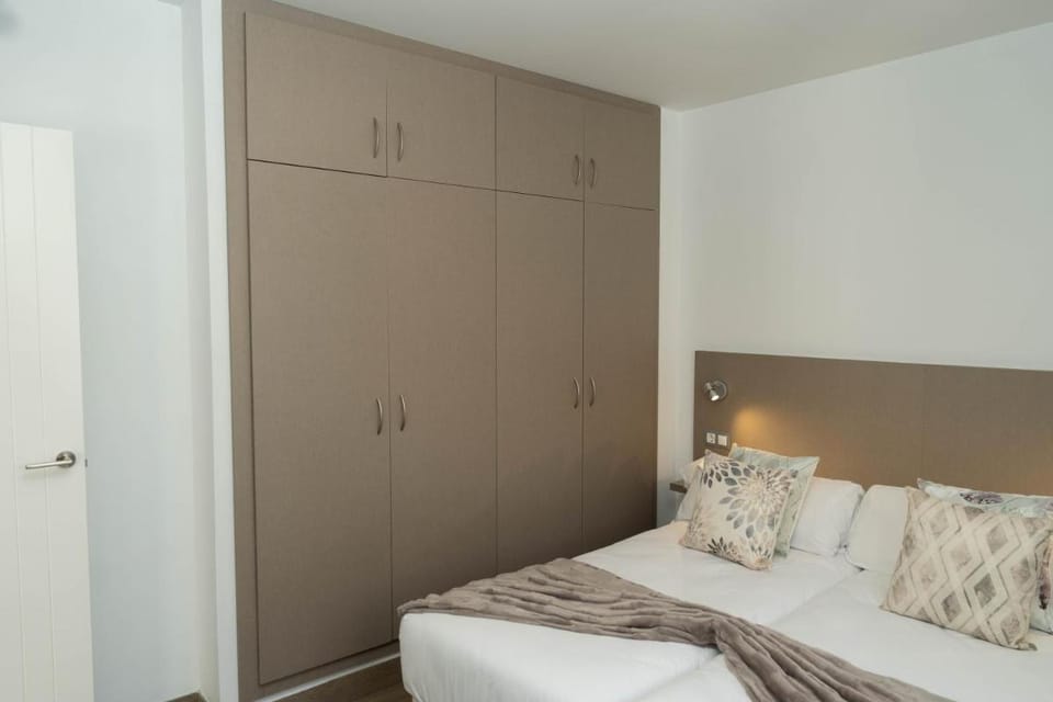 Apartamentos Campo Del Príncipe Apartment in Granada