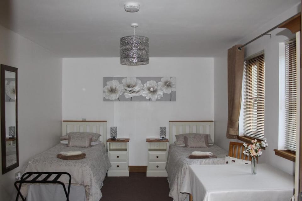 Langdale Lodge Bed and Breakfast in West Lindsey District