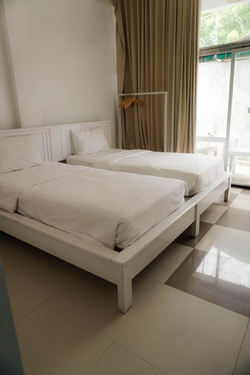 Dream CoWork Hotel Campground/ 
RV Resort in Pujut