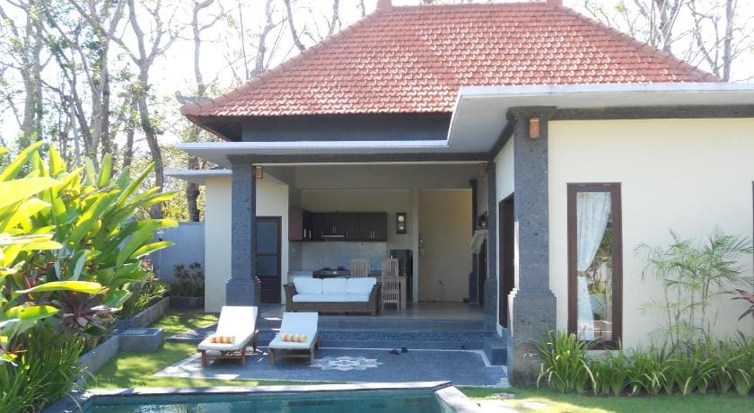 Avisara Villa and Guest House Resort in Kuta Selatan