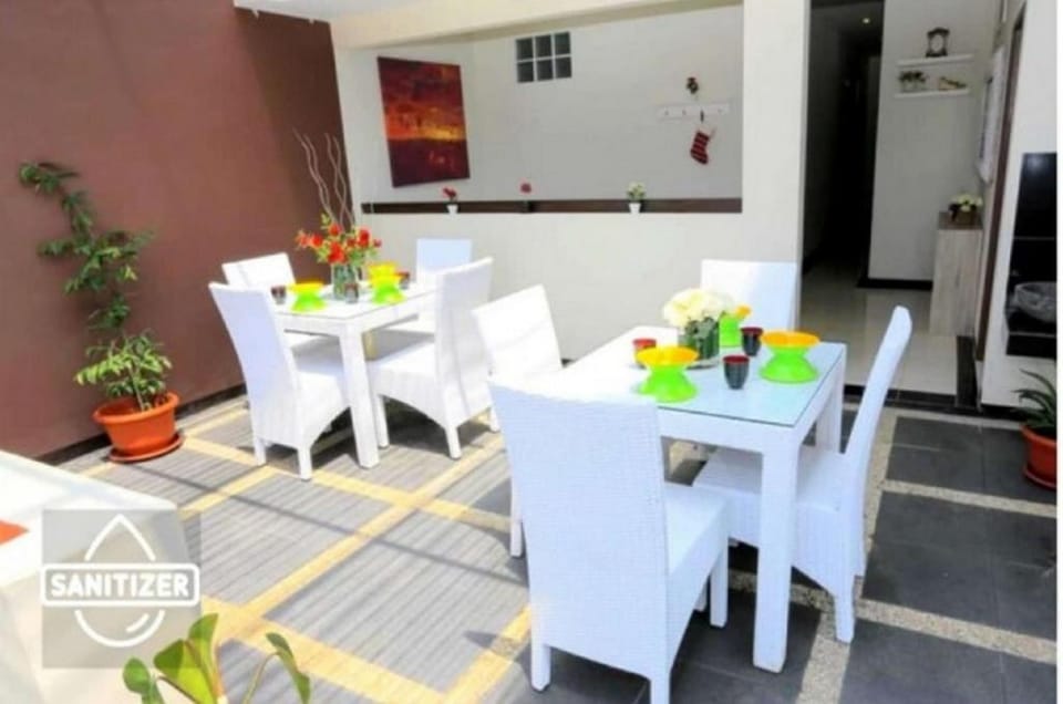 Bantal Guling Pasar Baru Bed and Breakfast in Bandung