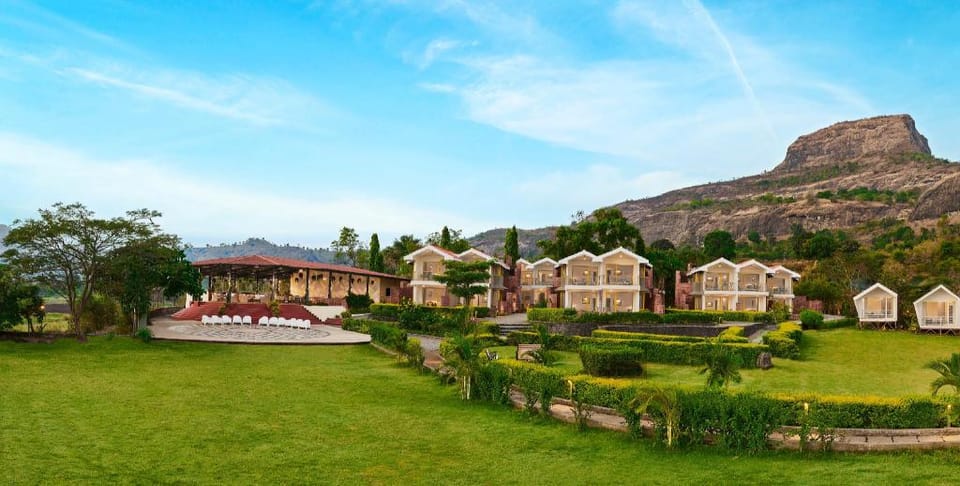 Saj By The Lake - Malshej Ghat Hotel Hotel in Maharashtra