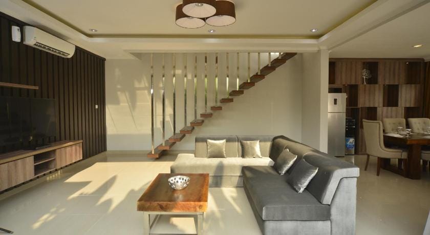 Sotis Villa Canggu Hotel in North Kuta