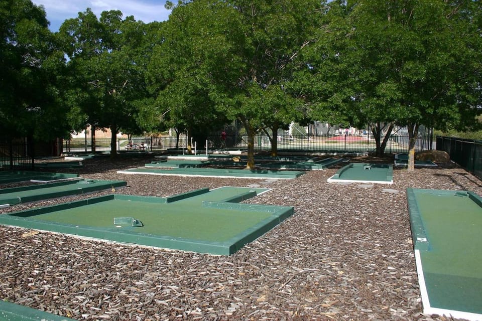 Capital Country Holiday Park Campground/ 
RV Resort in Canberra