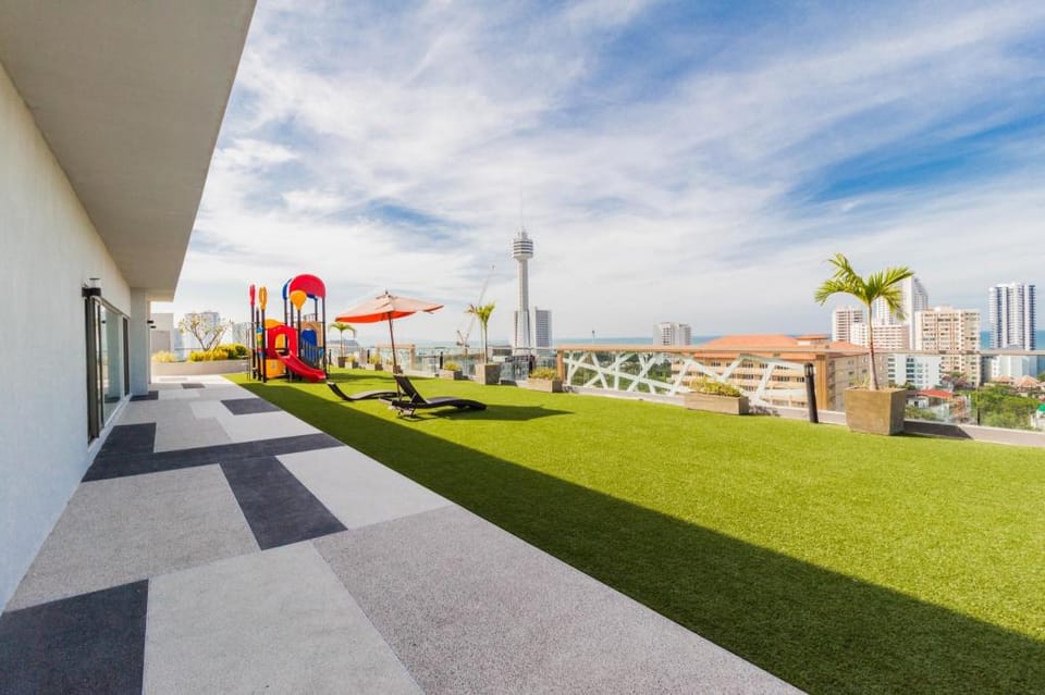 Water Park By Pattaya Sunny Rentals Apartment in Pattaya City