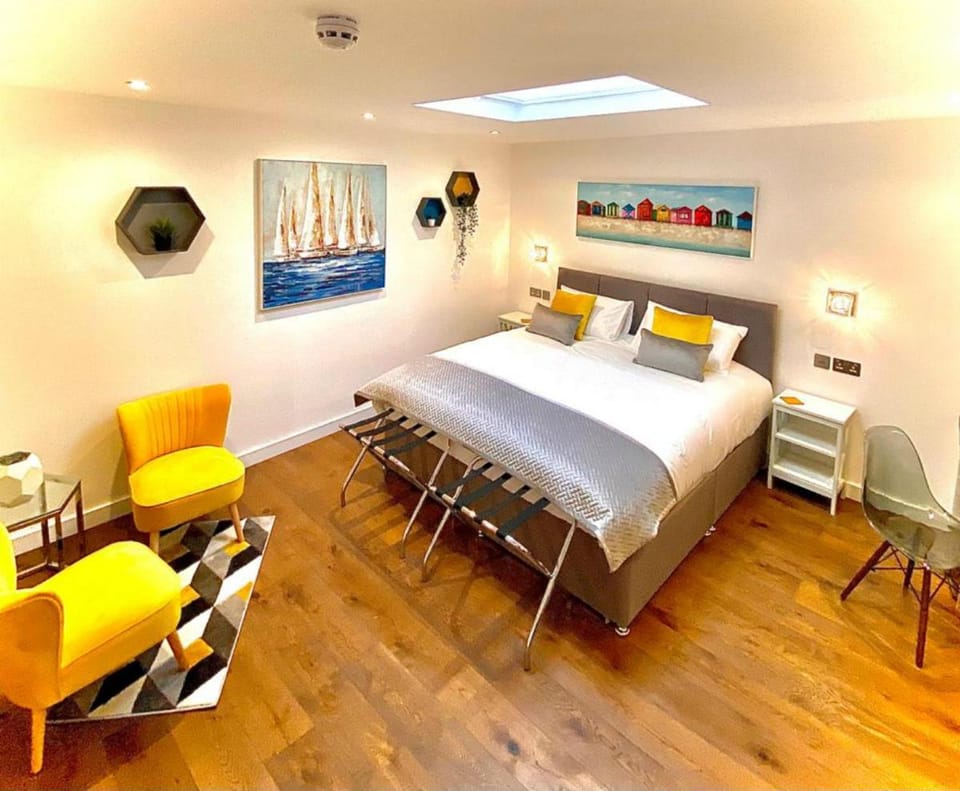 The Cherry Tree Hotel Bed and Breakfast in Wycombe District